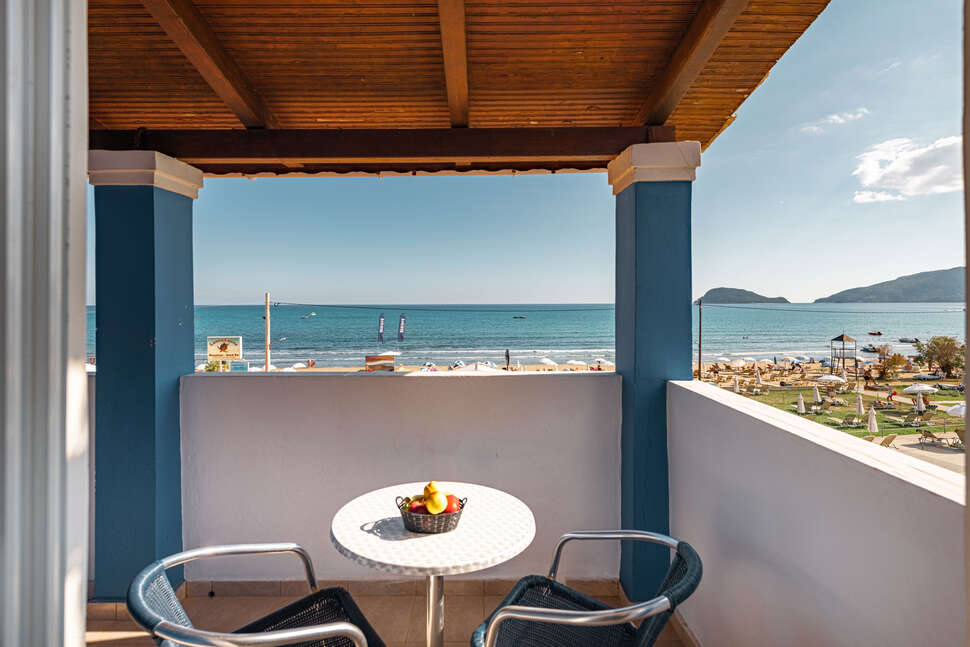 Een foto van Blue Waves Hotel