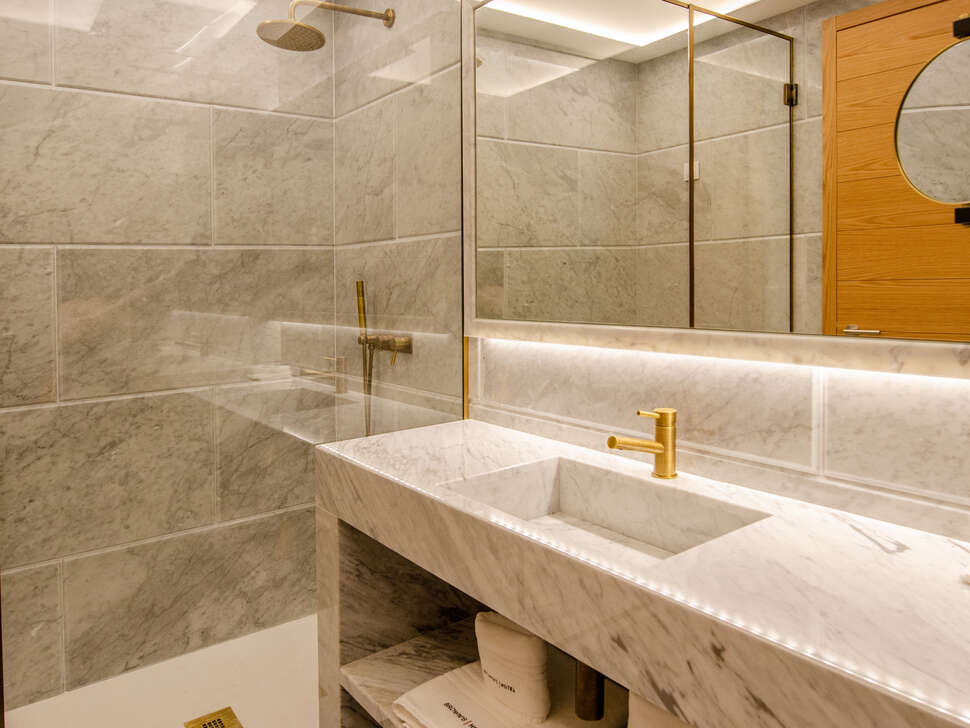 Ein Foto Brown's Avenue Hotel