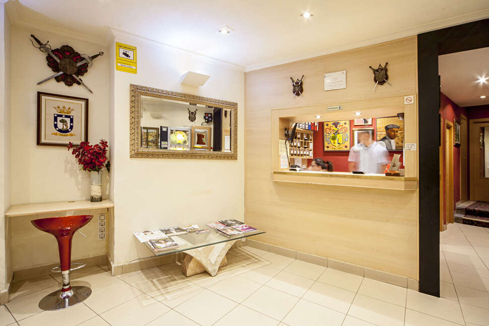 Een foto van het interieur van Inter Plaza Mayor