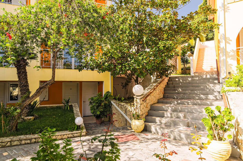 Een foto van de buitenkant van Sunrise Hotel Tsilivi