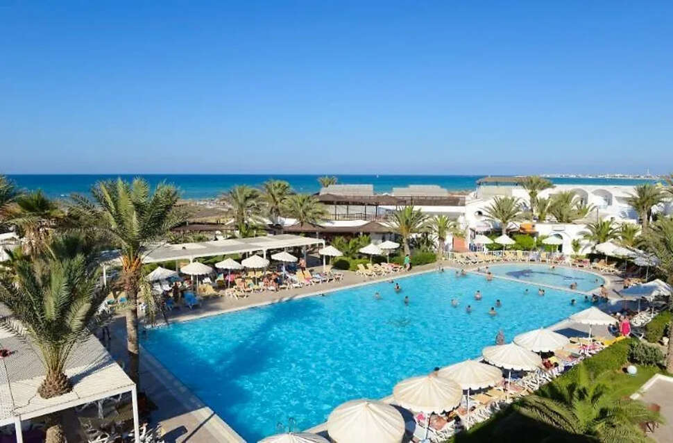 Een foto van het zwembad bij Hotel Club Meninx