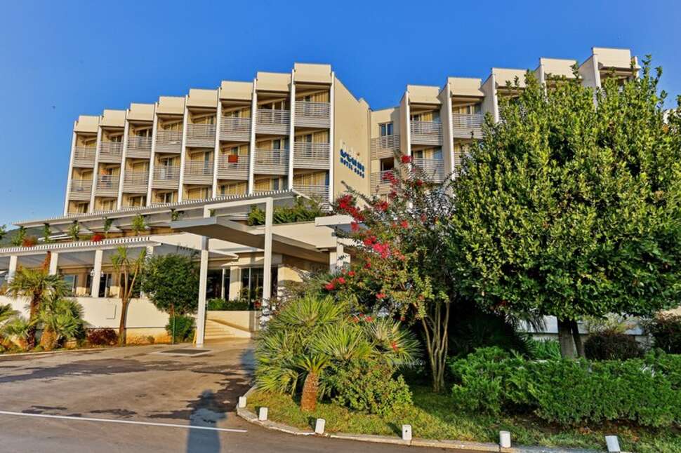 Een foto van Carine Hotel Delfin