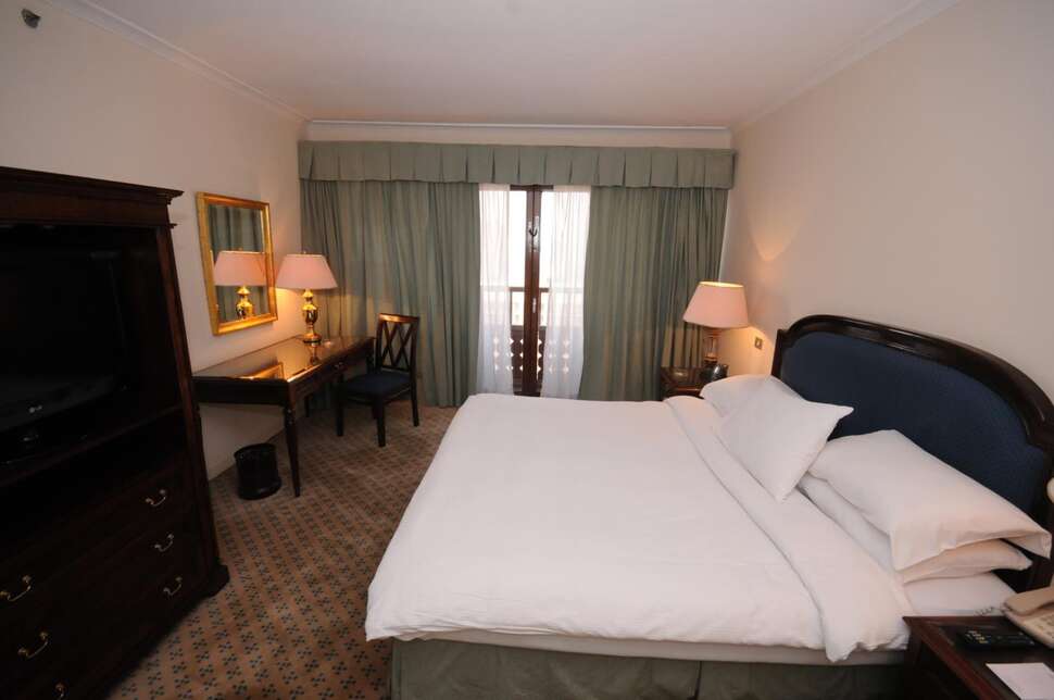 Ein Foto Hilton Cairo World Trade Center Residences