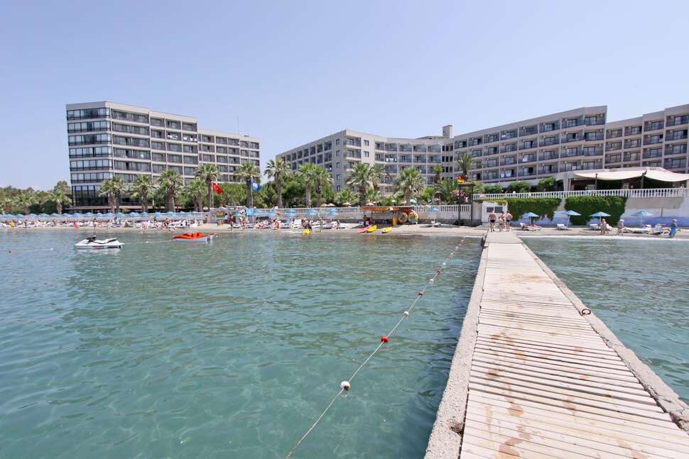 Een foto van de buitenkant van Tusan Beach Resort