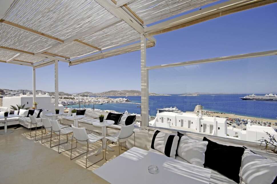 Een foto van het terras bij Mykonos View