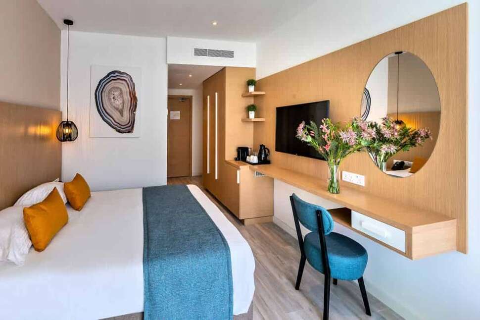 Een foto van Leonardo Crystal Cove Hotel & Spa by the Sea