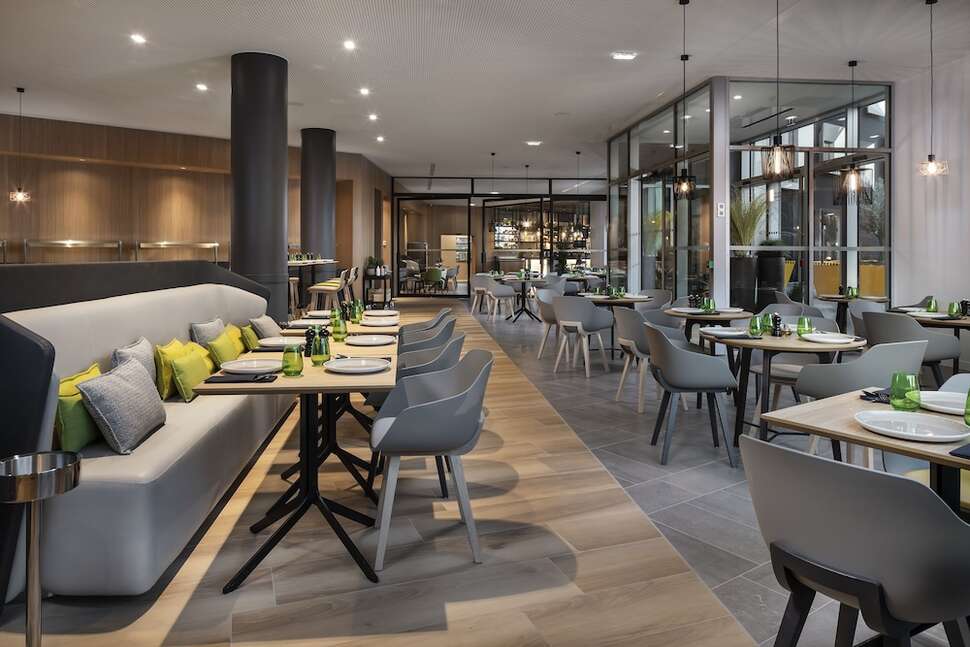 Ein Foto Innside by Melia Paris Charles de Gaulle Airport
