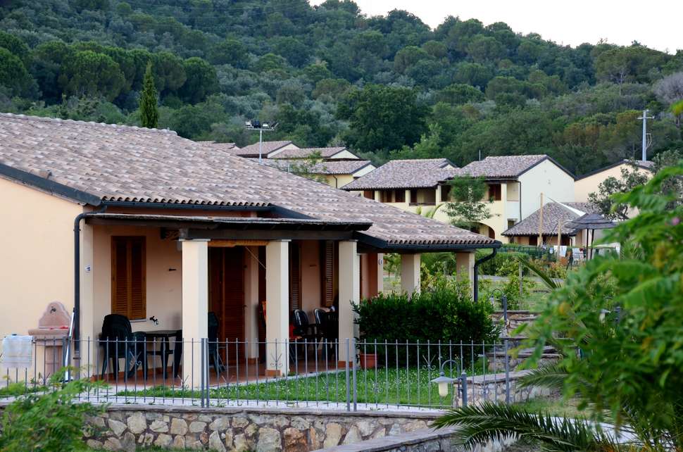 Een foto van de buitenkant van Appartementen Le Corti di Montepitti
