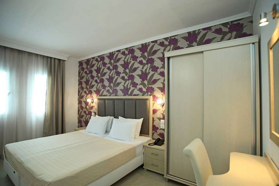 Ein Foto Naias Beach Hotel