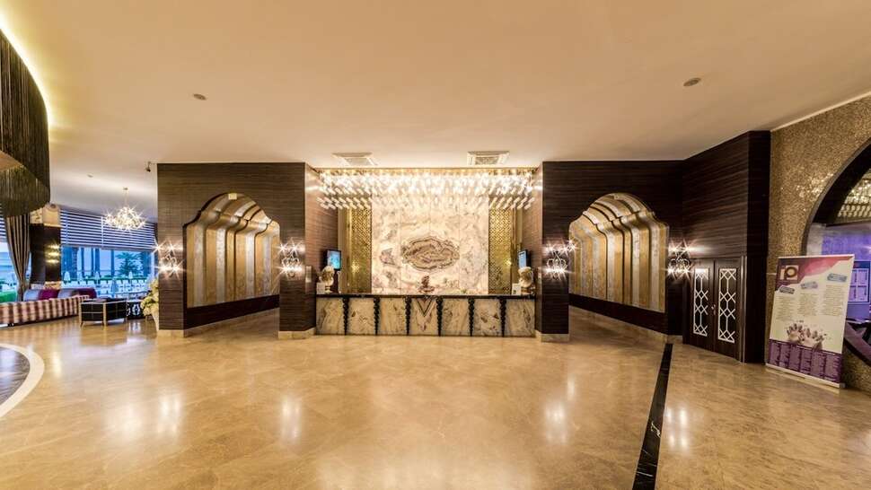 Een foto van het interieur van Prime Beach Hotel