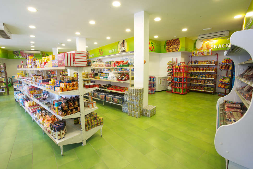 Een foto van de faciliteiten bij Ona Cala Pi Club Aparthotel