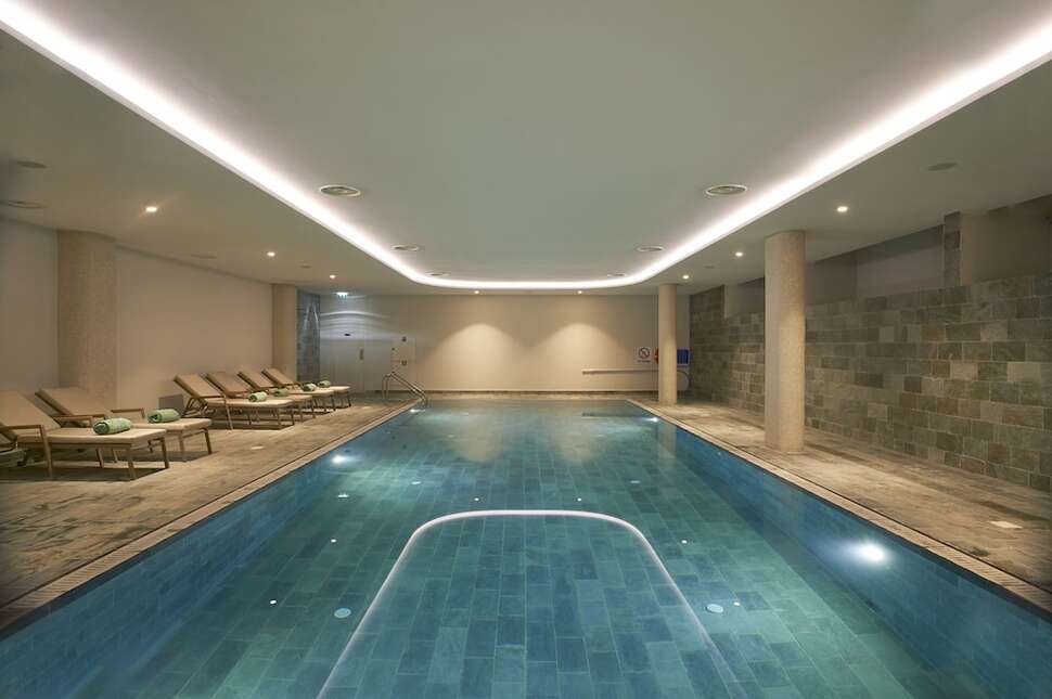 Ein Foto vom Pool im Sunrise Jade Hotel