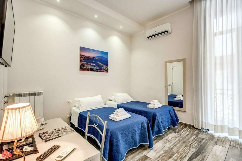 Een foto van Napoli's Gold Hotel