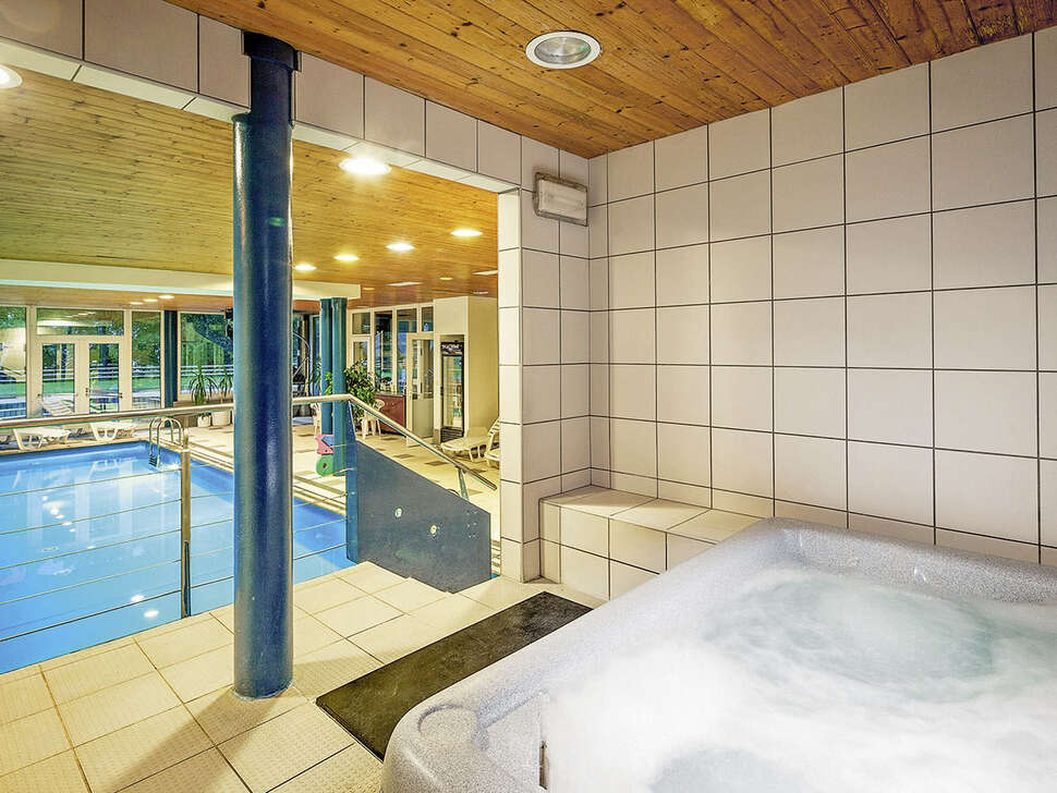 Een foto van het zwembad bij Hotel Horizont