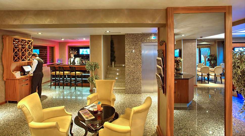 Ein Foto vom Innenbereich im Momento Hotel Beyazit