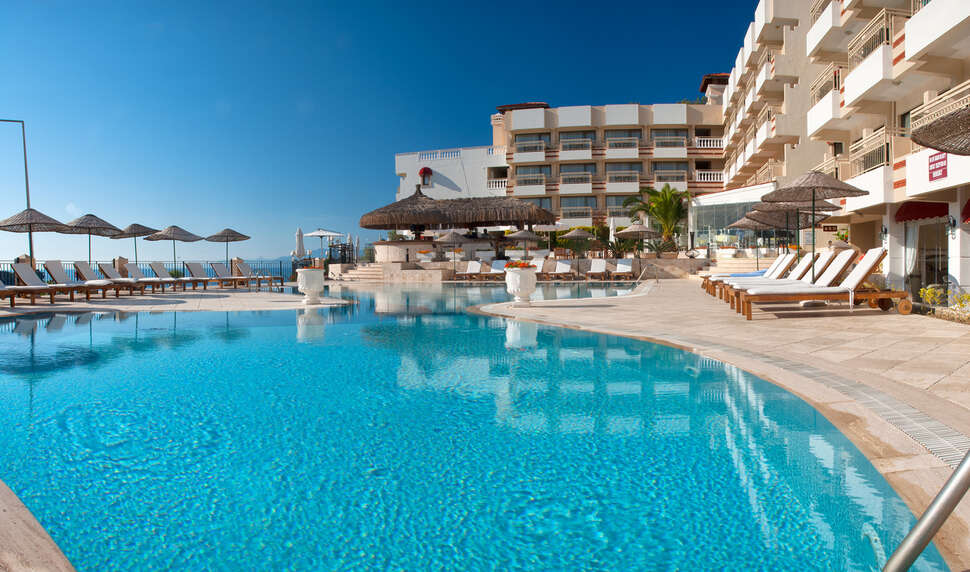 Een foto van een overzicht van Hotel Carina