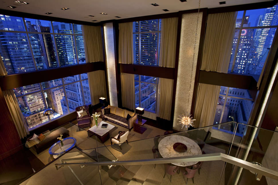 Een foto van het interieur van InterContinental New York Times Square