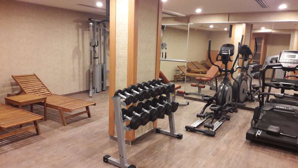 Een foto van de faciliteiten bij Mukarnas Taksim Hotel