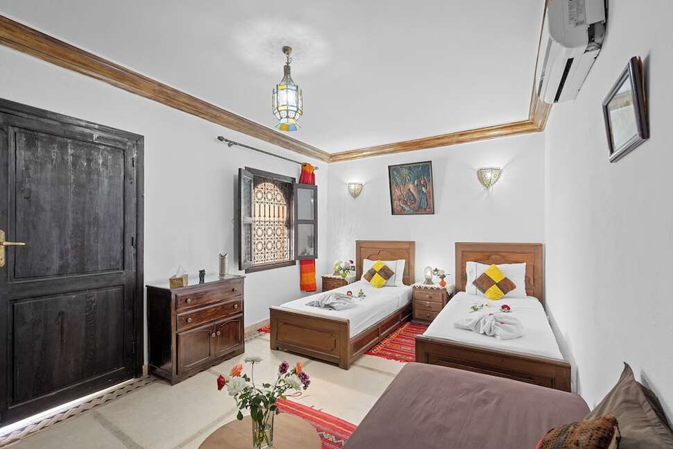 Ein Foto Riad Marwa