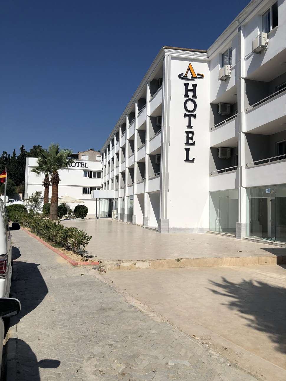 Een foto van de buitenkant van Tryp by Wyndham Didim