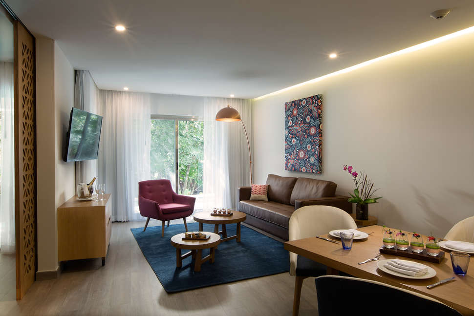 Een foto van The Fives Beach Hotel & Residences