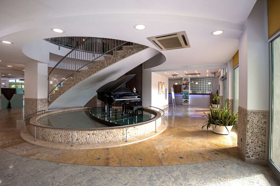 Ein Foto Hermitage Hotel Club & Spa