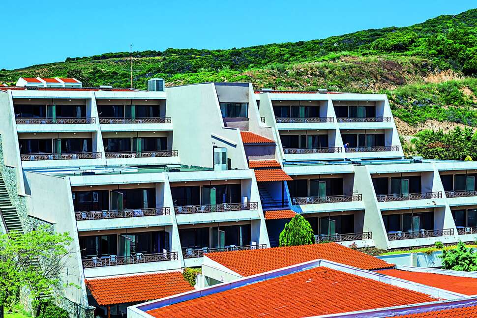 Een foto van de buitenkant van Xenios Theoxenia Hotel