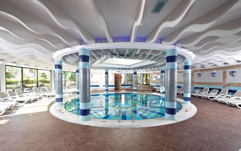 Een foto van het zwembad bij Limak Arcadia Sport Resort