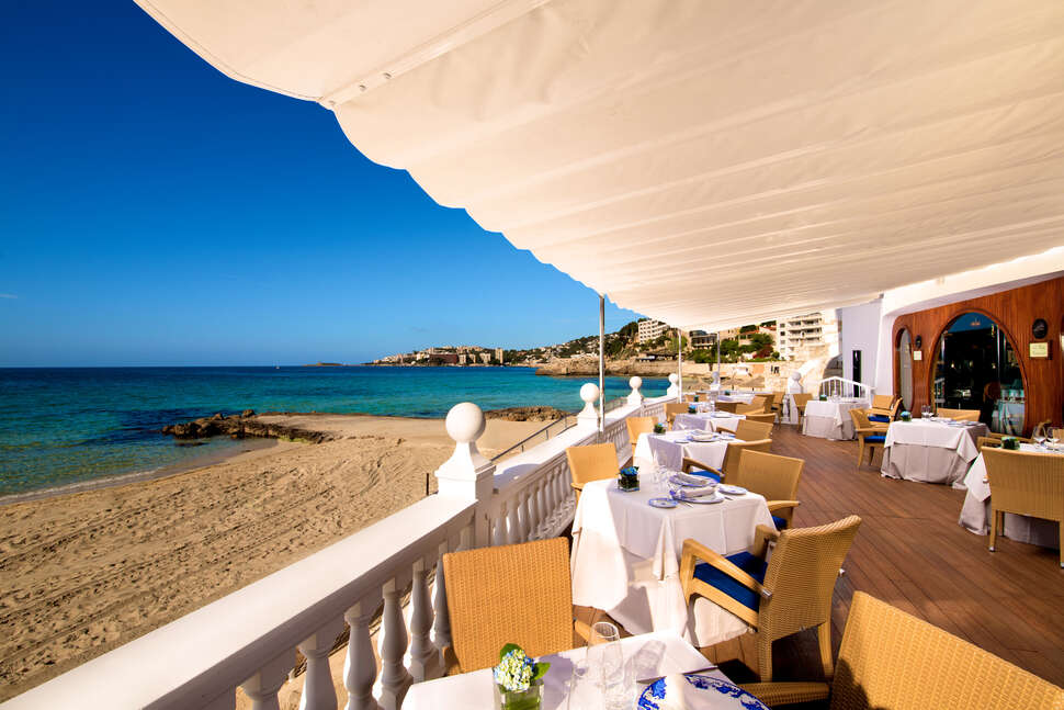 Een foto van het terras bij Hotel Nixe Palace