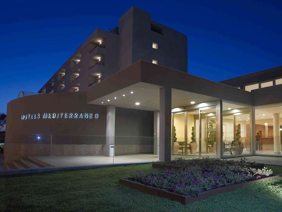 Ein Foto von der Außenansicht des Mediterraneo Park & Hotel