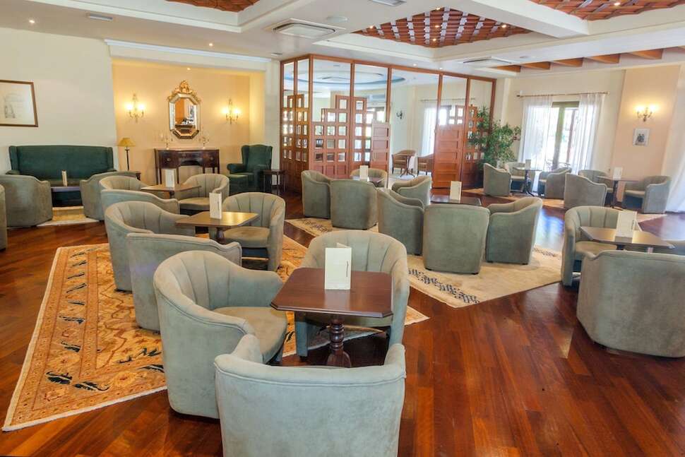 Een foto van het interieur van Hotel Aegean Melathron Thalasso & Spa
