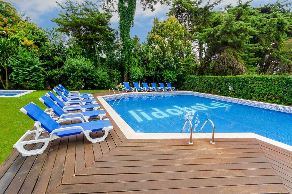 Een foto van het zwembad bij Hotel Lido