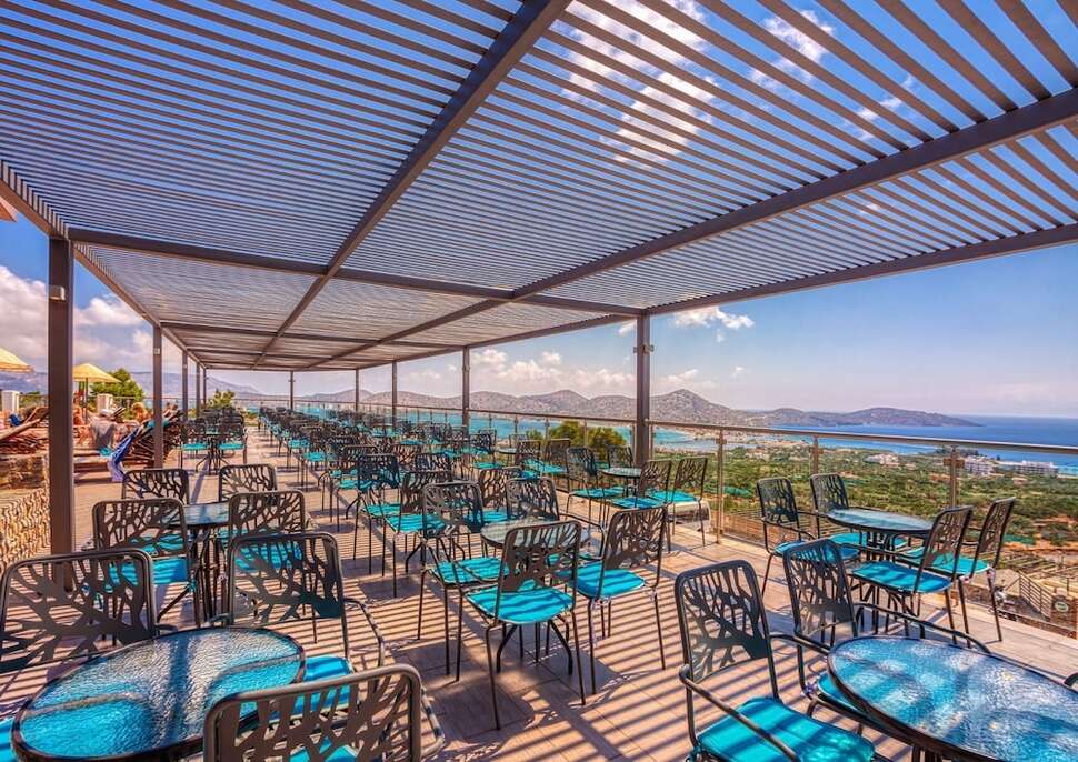 Een foto van de faciliteiten bij Elounda Water Park Residence Hotel