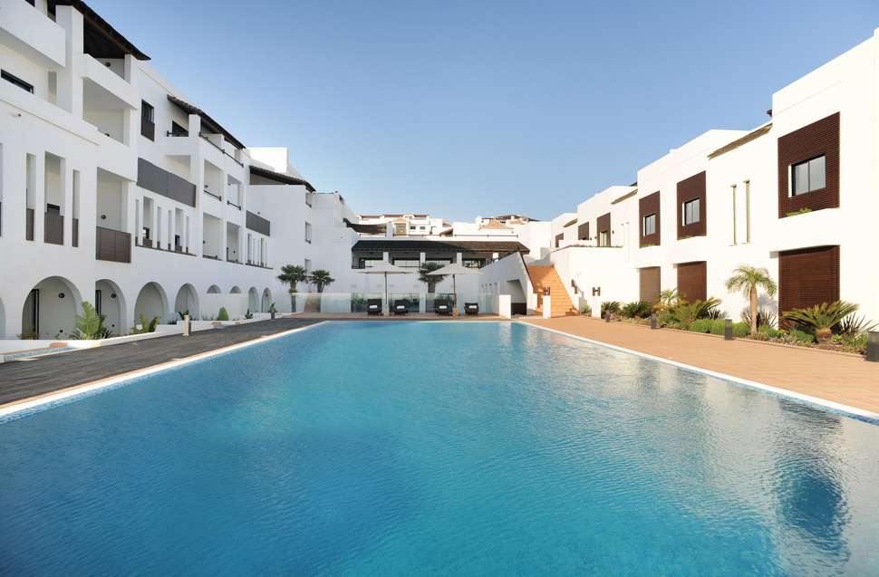 Een foto van het zwembad bij Belmar Spa & Beach Resort
