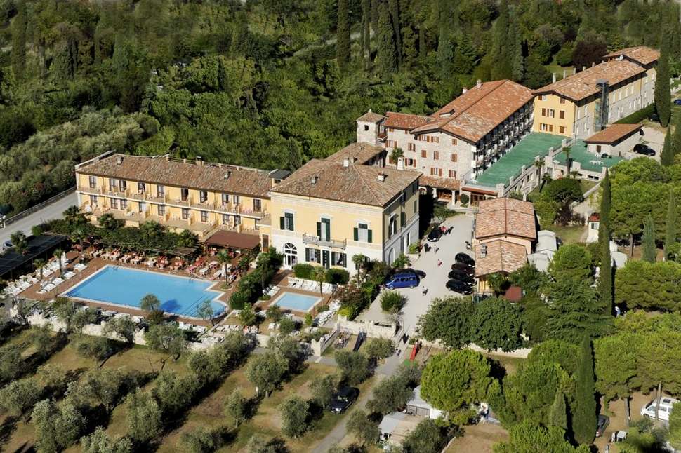 Een foto van het zwembad bij Hotel Antico Monastero