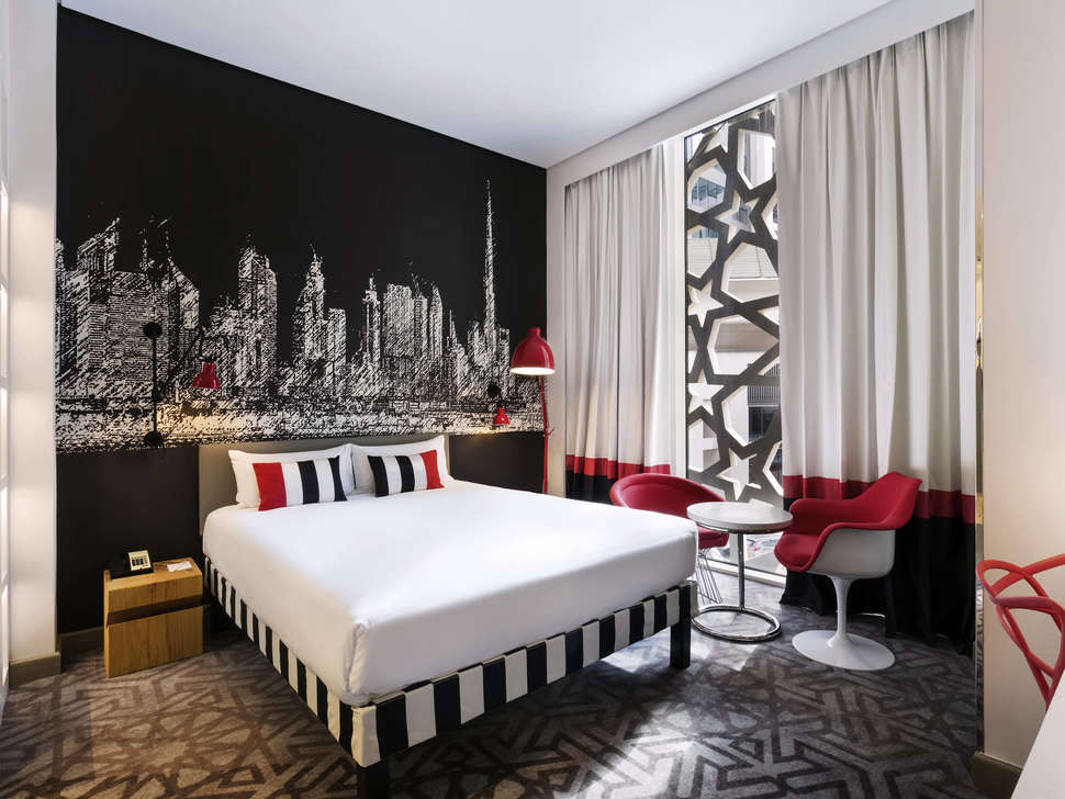 Ein Foto Ibis Styles Dubai Airport