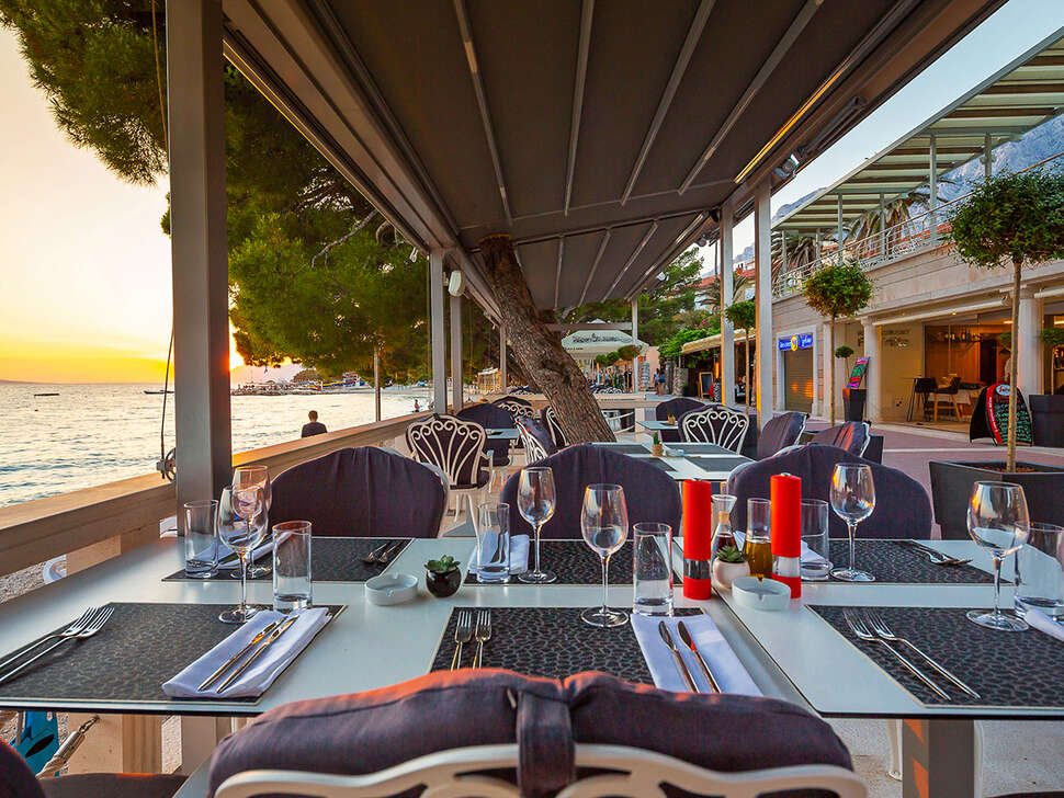 Ein Foto von den Einrichtungen im Hotel Park Makarska