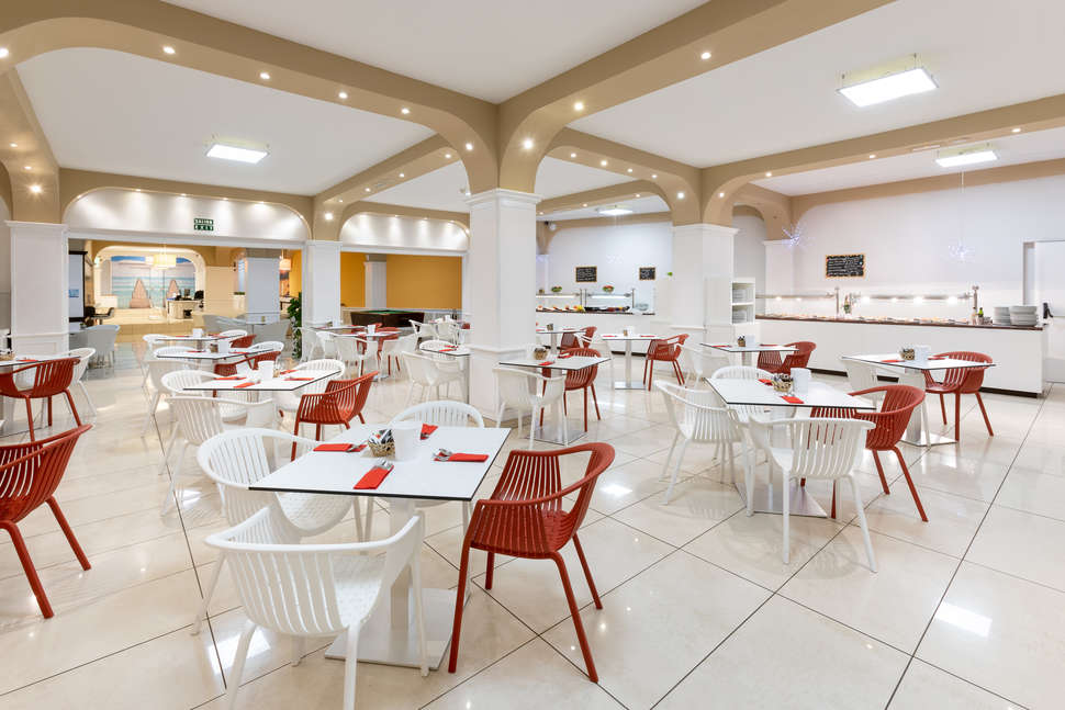 Een foto van de faciliteiten bij Aparthotel Dragos Del Sur