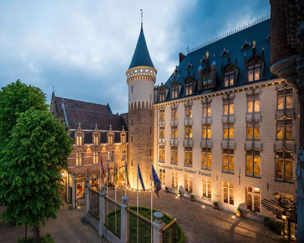 Een foto van Dukes' Palace