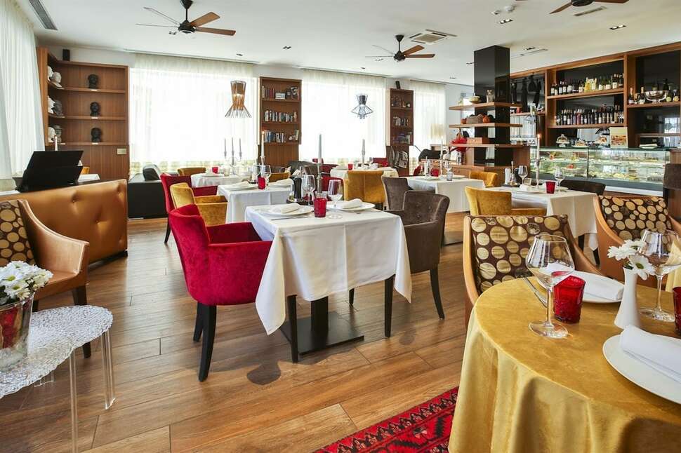 Een foto van Marmont Heritage Hotel