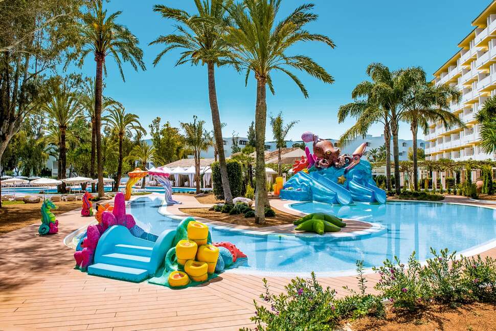 Een foto van Iberostar Waves Ciudad Blanca