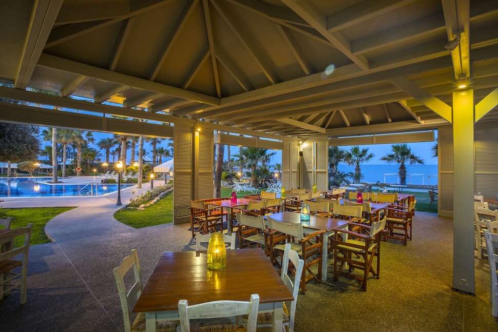 Een foto van de faciliteiten bij Aquamare Beach Hotel & Spa