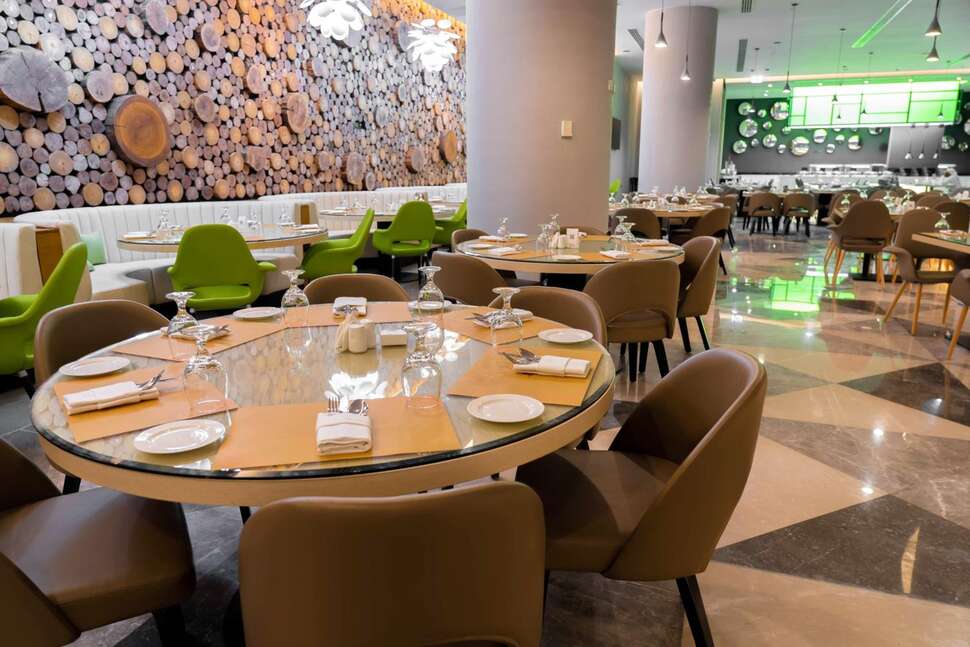 Een foto van Al Khoory Sky Garden Hotel
