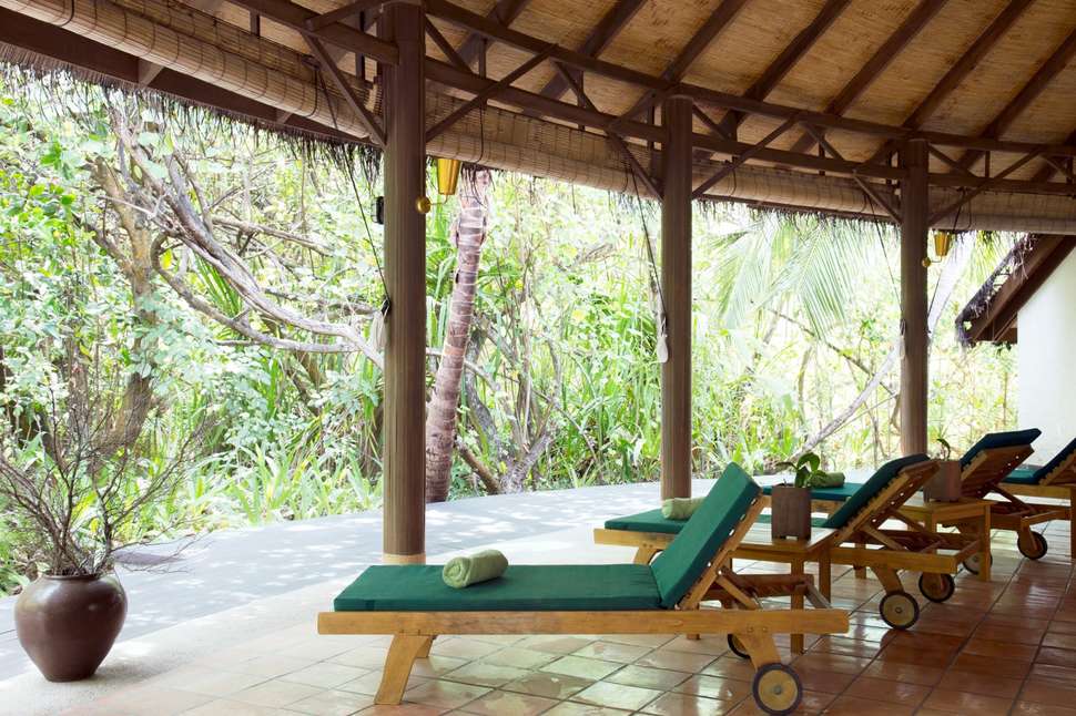Een foto van het terras bij Coco Palm Dhuni Kolhu