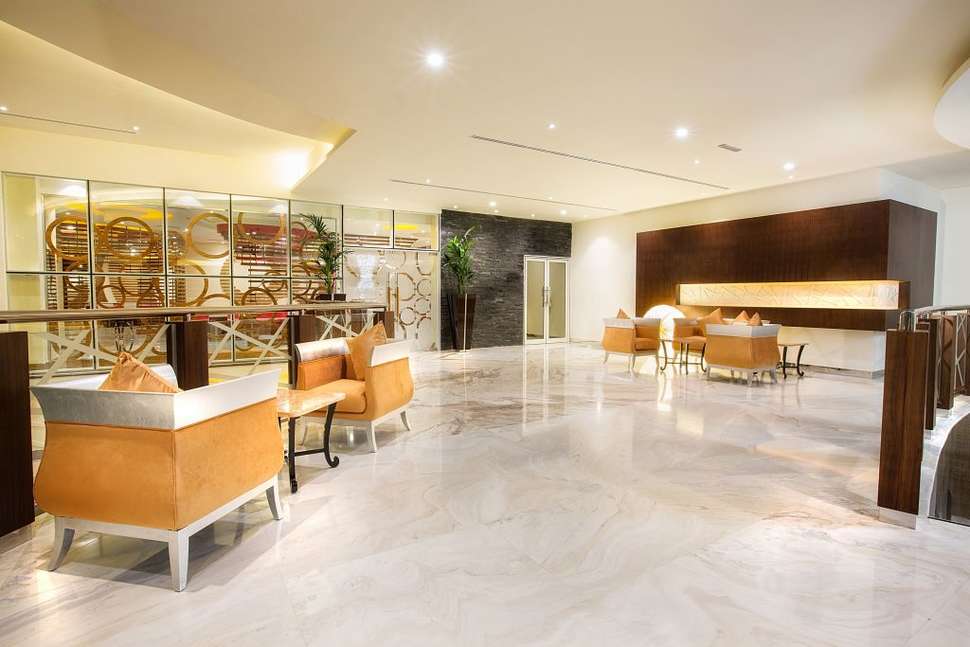 Een foto van het interieur van Marriott Hotel Production City Dubai