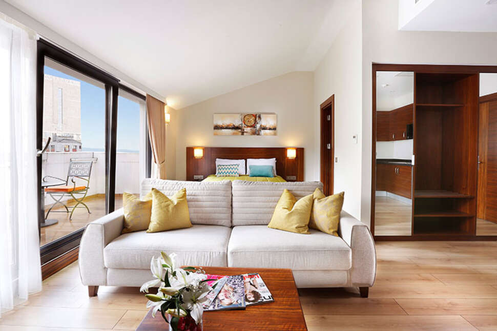 Een foto van The White Orient Hotel