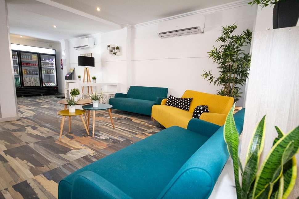 Een foto van het interieur van Teide Hotel