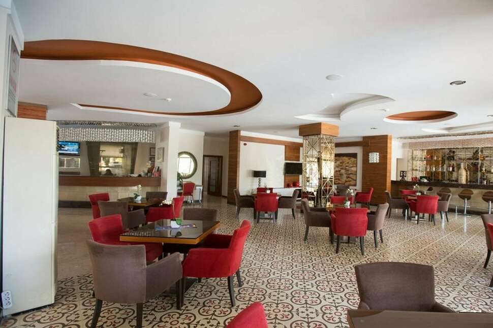 Een foto van het interieur van Hotel Grand Okan