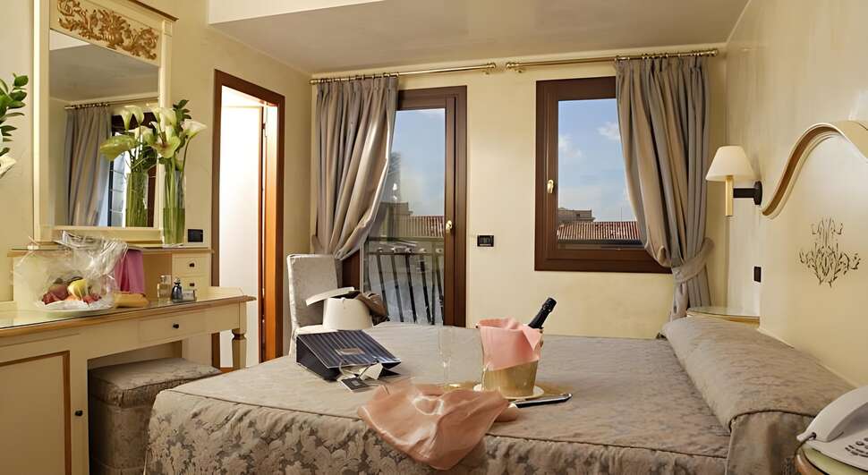 Ein Foto Hotel Carlton Capri