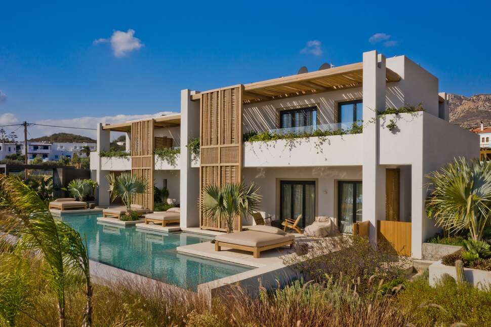 Een foto van het zwembad bij Almi Luxury Rooms
